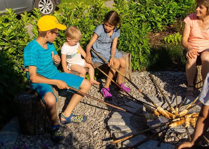 Kinderbauernhof Salmanner Gasthuis 3*