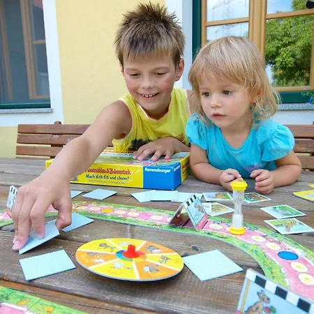 招待所 Kinderbauernhof Salmanner